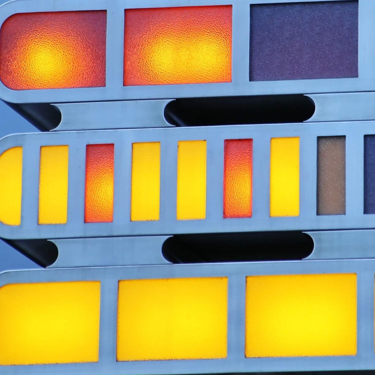 «Akademia aporta luz a las personas jóvenes para conocer qué hacer y qué esperar de sus futuros»