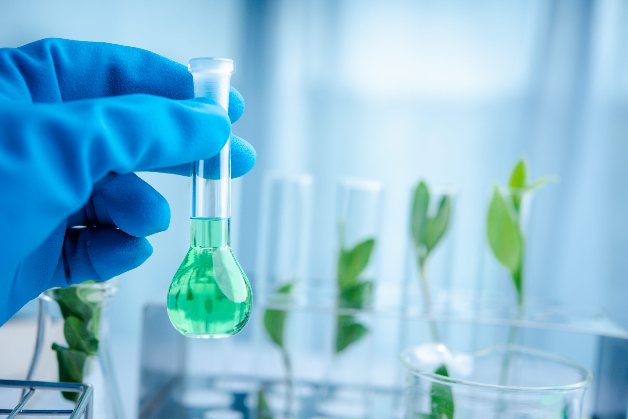 Distributed Biotechnology: Community Labs and New Entrepreneurs