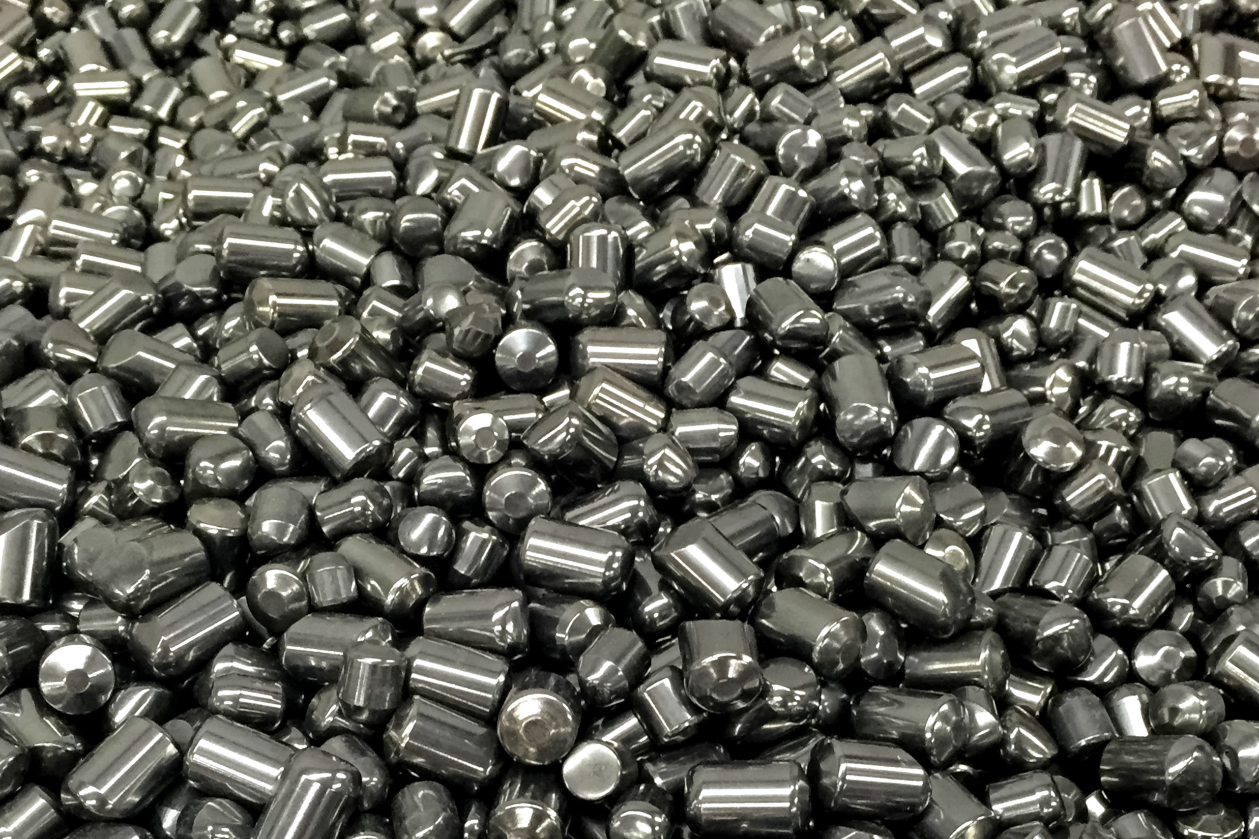 Tungsteno (Wolframio) y el futuro de los semiconductores: ¿La alternativa de alta potencia al silicio?